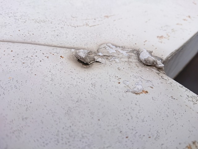 笠木からの雨漏りにご注意ください